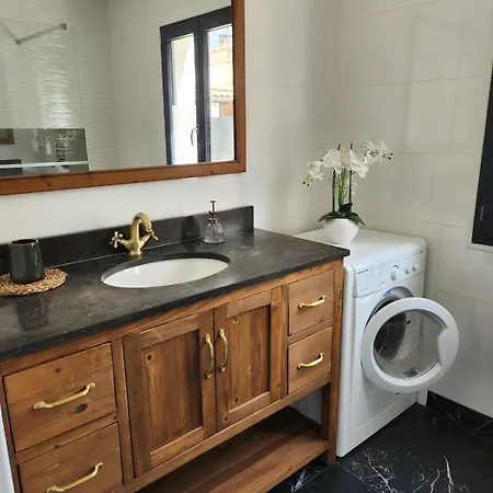 Maison De Vacance Pour 6 Personnes *