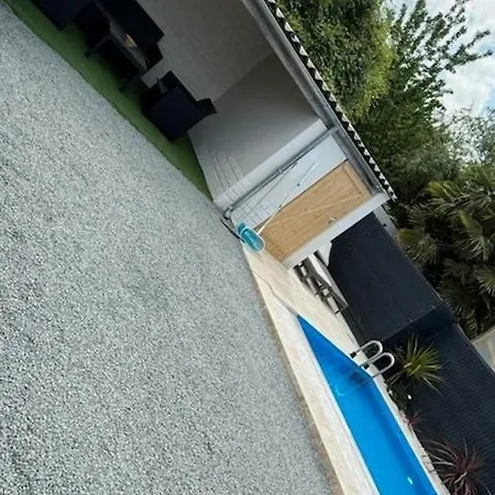 Maison De Vacance Pour 6 Personnes * Saint-Agnant